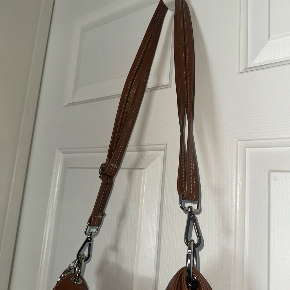 Stylish Brown Leather Crossbody Bag DYMS Natural Pampa Leather - Picture 4 of 5